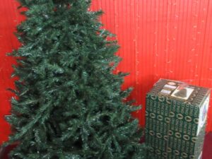 Oncor 7.5 Ft Carolina Fir Tree